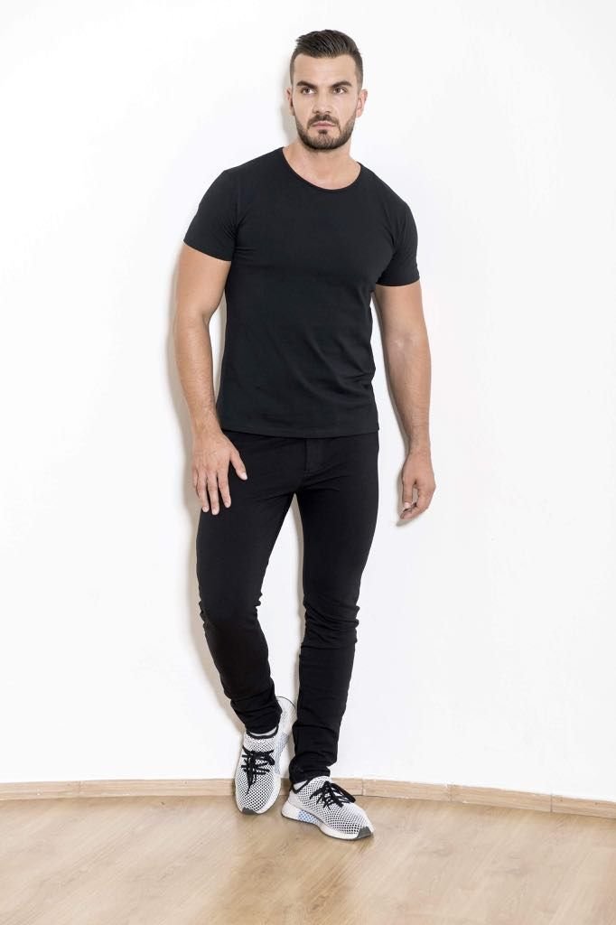 D.F.C. FASHION CLUB
Name Lukas Dost
Birth 1991
City Brno
Country Czech republic
Height 187 cm
Bust 95
Waist 84
Hips 102
Eyes Brown
Hair Black
Size 50-52
Shoe 45
Languages English, German